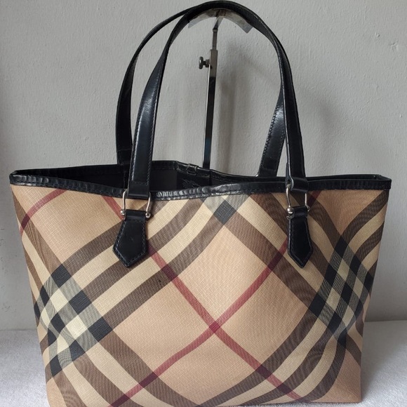 Plaid Tote Bag with Black Handles - Picture 12 of 12